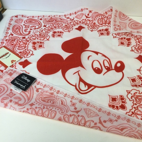 DISNEY X DIAMOND SUPPLY MICKEY MOUSE BANDANA RED WHITE NWT - Picture 3 of 6